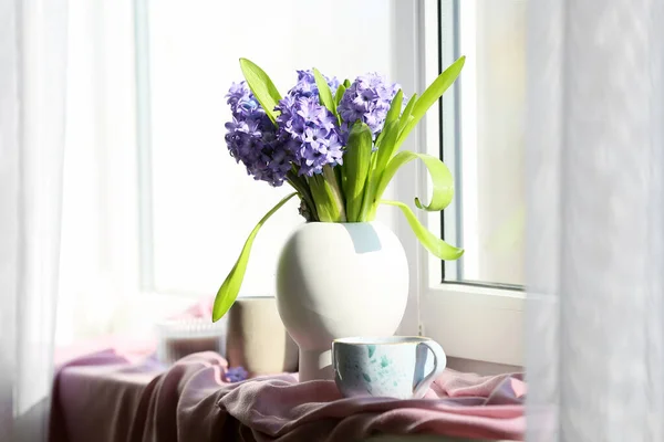 Vase Blooming Hyacinths Cup Tea Windowsill — Stock Photo, Image
