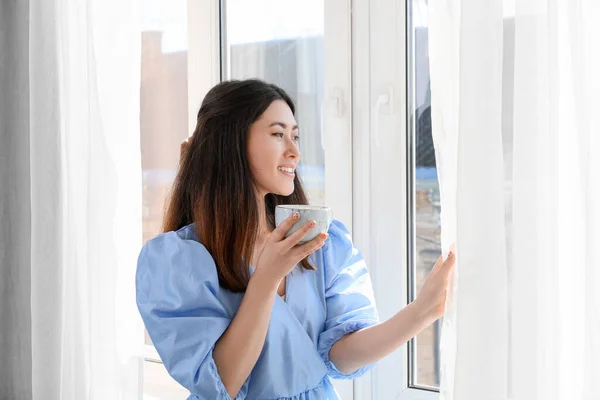 Pretty Young Asian Woman Drinking Coffee Window — Stock Photo, Image