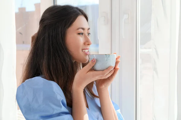 Pretty Young Asian Woman Drinking Coffee Window — Stock Photo, Image