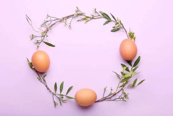 Stylish Wreath Easter Eggs Flowers Purple Background — Stock Photo, Image