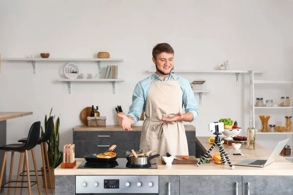 Young Man Recording Cooking Video Tutorial Kitchen — Stock Photo, Image