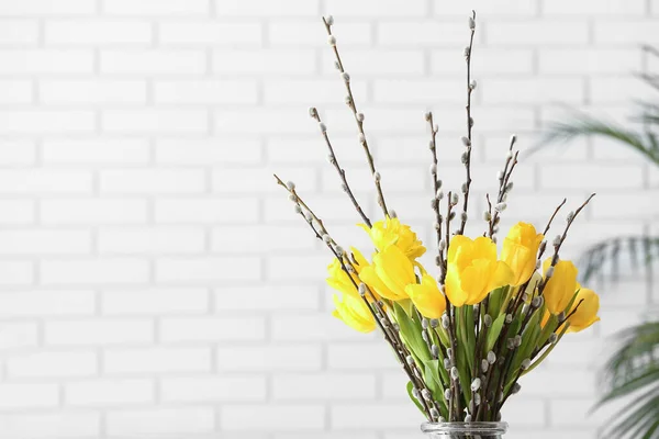Vase Pussy Willow Branches Tulip Flowers White Brick Wall Closeup — Stockfoto