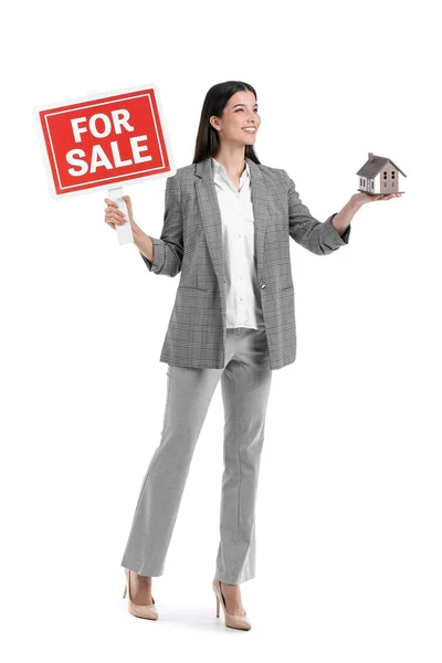 Kvinna Fastighetsmäklare Med Till Salu Tecken Vit Bakgrund — Stockfoto
