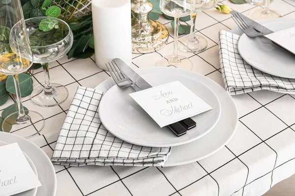 Stílusos Asztal Beállítás Esküvői Meghívókkal — Stock Fotó