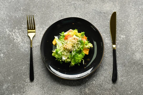 Plate Tasty Vegan Caesar Salad Grey Background — Stock Photo, Image