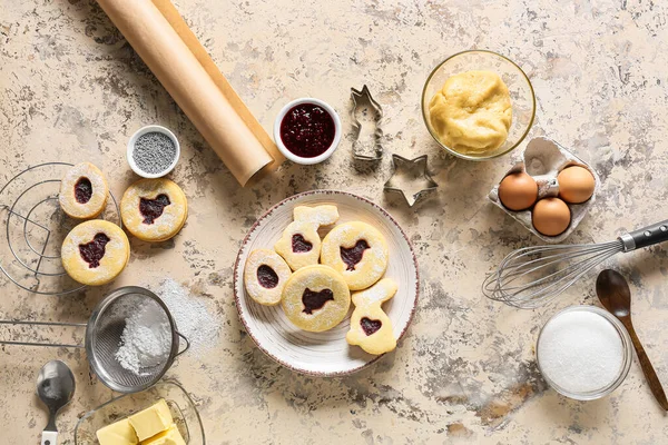 Plate Tasty Easter Cookies Ingredients Beige Background — Stock Photo, Image