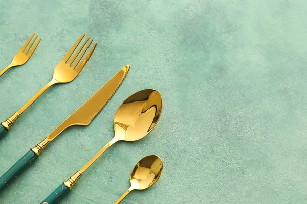 Elegant Cutlery Set Green Background — Stock Photo, Image