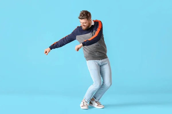 Cool Dancing Young Man Color Background — Stock Photo, Image