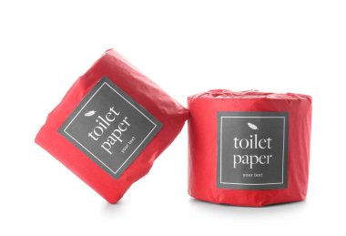 Tuvalet kağıdı beyaz arkaplanda yuvarlanır