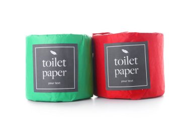 Tuvalet kağıdı beyaz arkaplanda yuvarlanır