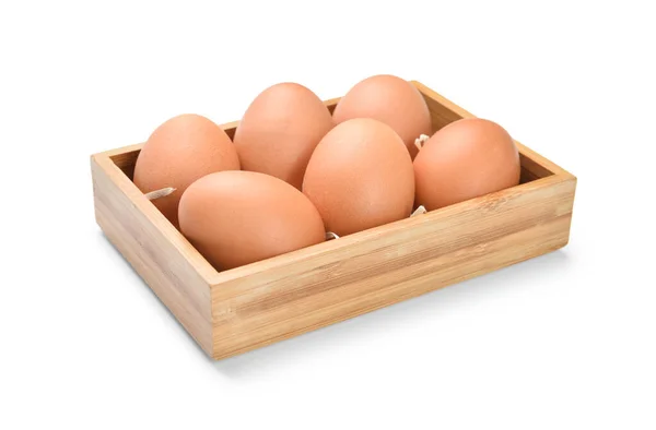 Houten Doos Met Bruine Eieren Witte Achtergrond — Stockfoto