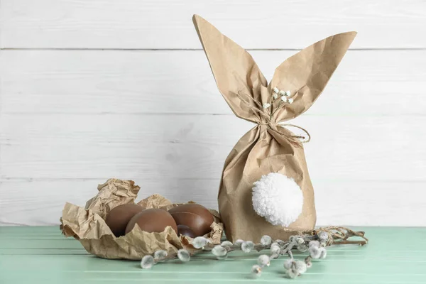 Easter Bunny Gift Bag Chocolate Eggs Pussy Willow Branches Color — Stockfoto