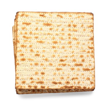 Beyaz arka planda Hamursuz Bayramı için Yahudi ekmek matza, üst görünüm