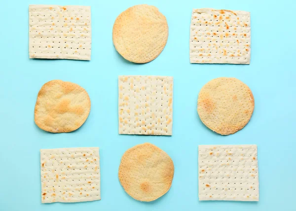 Verschillende Joodse Platbrood Matza Voor Pascha Kleur Achtergrond — Stockfoto