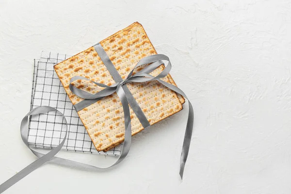 Jewish Flatbread Matza Passover Ribbon Napkin White Background — Stock Photo, Image