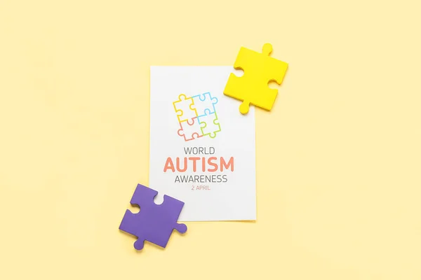 World Autism Awareness April Puzzle Pieces Beige Background — 스톡 사진