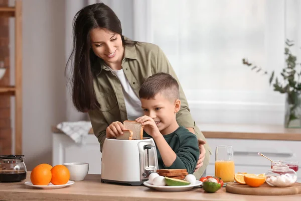 Little Boy His Mother Making Tasty Toasts Kitchen — Stock Photo, Image