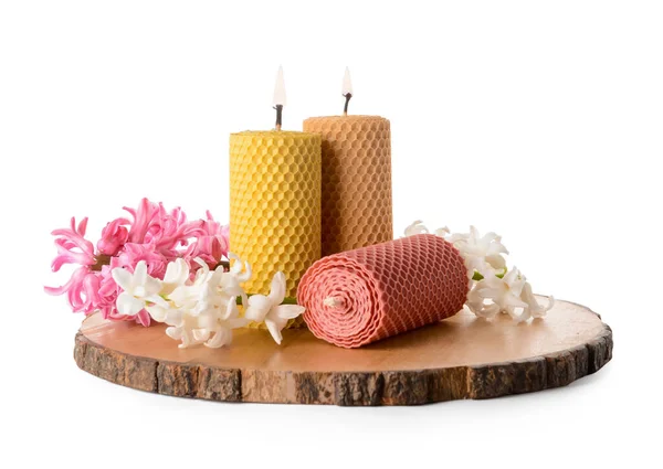 Wooden Board Wax Candles Flowers White Background — Stock Photo, Image