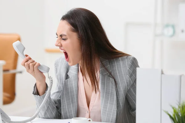 Stressed Young Secretary Talking Phone Office — Stock Photo, Image