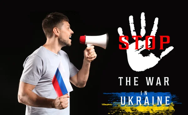 Homem Gritando Com Bandeira Rússia Megafone Fundo Escuro Com Texto — Fotografia de Stock