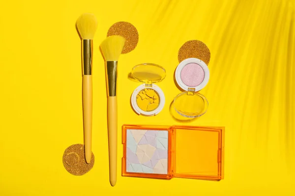 Cosmetic Products Yellow Background — Stock Photo, Image