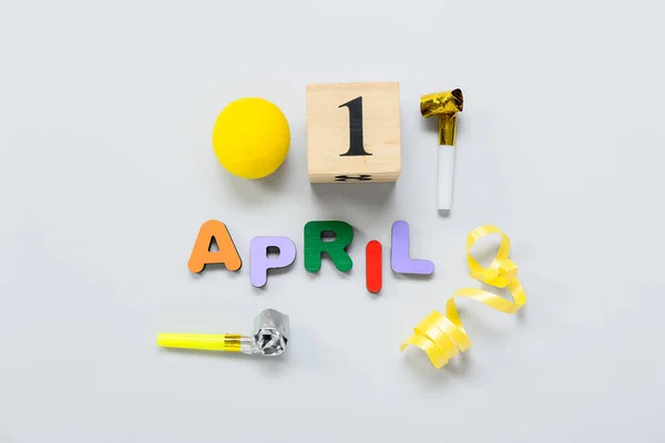 Samenstelling Met Datum April Feestdecor Lichte Ondergrond April Fools Day — Stockfoto