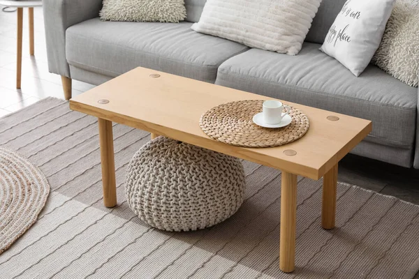 Modern Table Sofa Pouf Interior Room — Stock Photo, Image