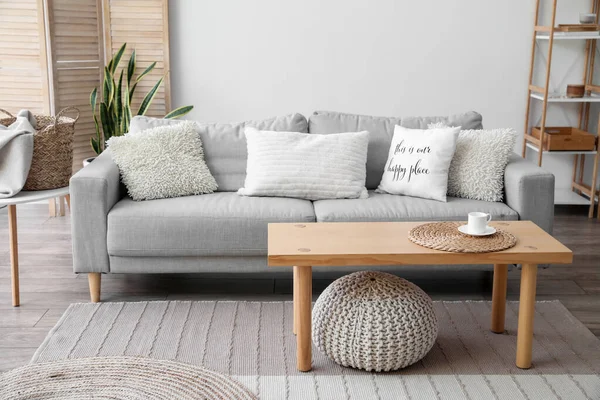 Modern Table Sofa Pouf Interior Room — Stock Photo, Image