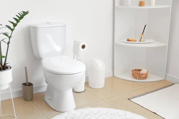 Interior Dari Gaya Modern Toilet Dengan Toilet Mangkuk — Stok Foto