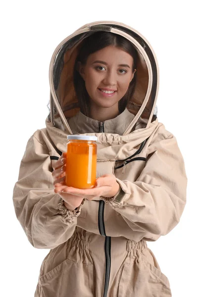 Imkerin Schutzanzug Mit Honigglas Auf Weißem Hintergrund — Stockfoto