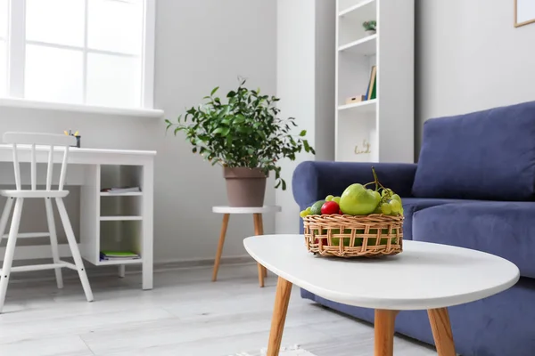 Wicker Fruit Basket Table Stylish Living Room — Stock Photo, Image