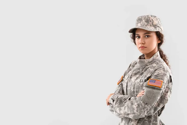 African American Female Soldier Light Background — Stock Photo, Image