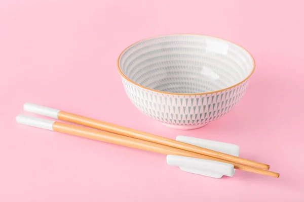Chinese Bowl Chopsticks Color Background — Stock Photo, Image