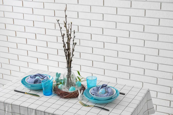 Stylish Table Setting Easter Celebration Pussy Willow Branches White Brick — Foto de Stock