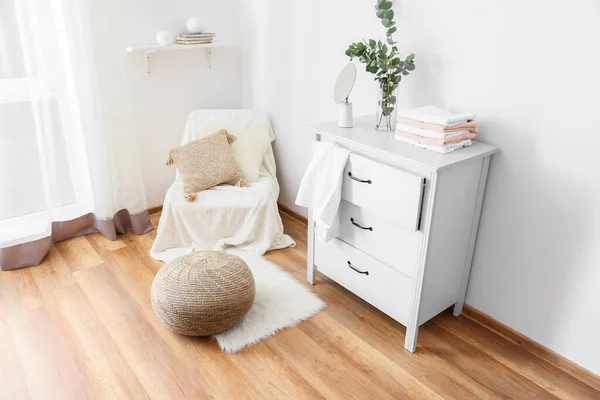 Interior Light Room Pouf Chair — Stock Photo, Image