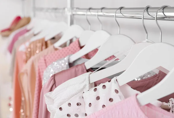 Vestidos Bonitos Para Baile Ensino Médio Loja Close — Fotografia de Stock