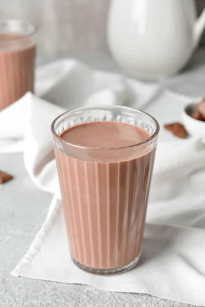 Bicchiere Delizioso Latte Cioccolato Sfondo Grunge — Foto Stock