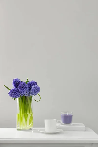 Vase Hyacinth Flowers Cup Candle Table Light Wall — Stock Photo, Image
