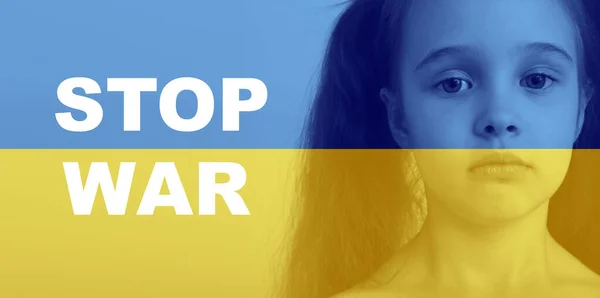 Двойное Обнажение Девочки Украинского Флага Остановить Войну — стоковое фото