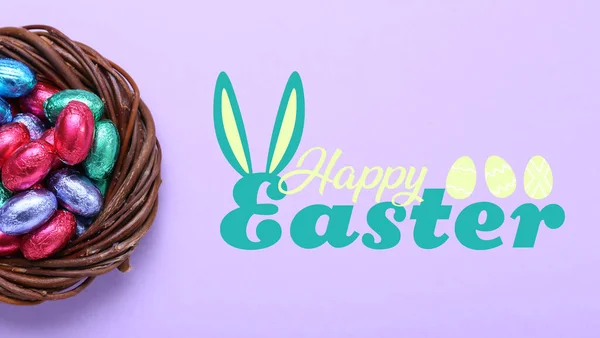Schöne Ostergrußkarte Mit Nest Aus Bunten Schokoladeneiern — Stockfoto