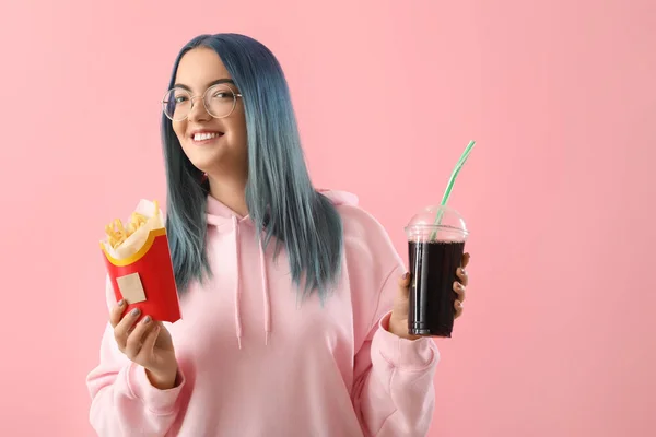 Young Woman Unusual Hair Holding Cola French Fries Color Background — Stock Photo, Image