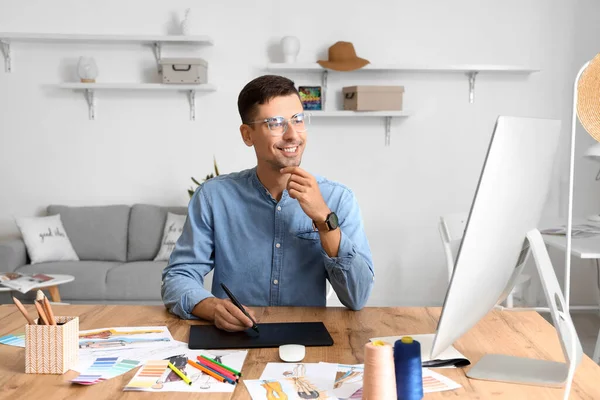 Male Fashion Designer Working Studio — Stock Photo, Image