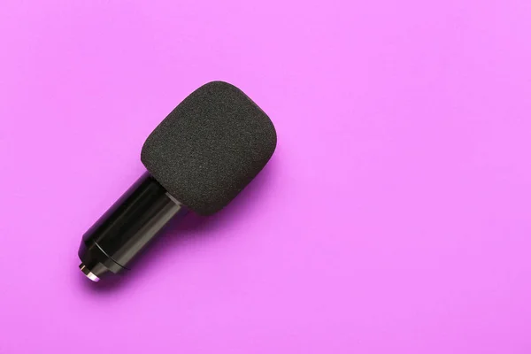 Modern Microphone Purple Background — Stock Photo, Image