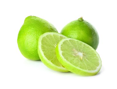 Beyaz arka planda olgun bergamot meyveleri