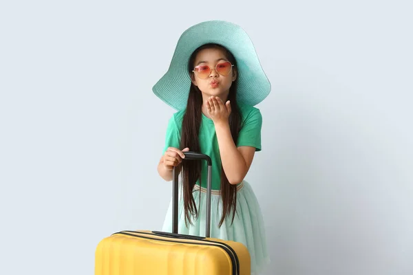 Cute Little Girl Suitcase Light Background — Stock Photo, Image