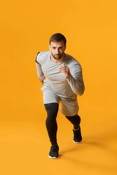 Sporty Male Runner Color Background — Stock Photo, Image