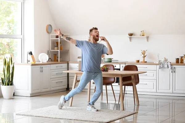 Cool Young Man Dancing Singing Home — Stock Photo, Image