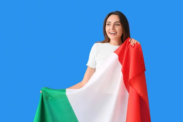 Jeune Femme Avec Drapeau Italien Sur Fond Couleur — Photo