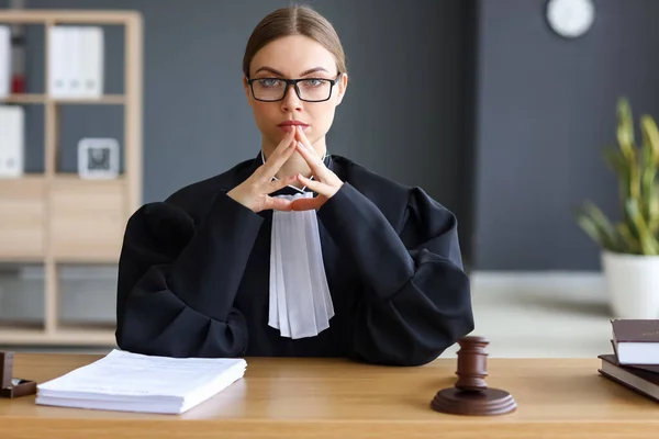 Jueza Lugar Trabajo Sala Del Tribunal — Foto de Stock