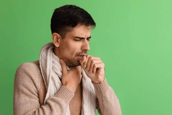 Ill Young Man Sore Throat Green Background — Stock Photo, Image